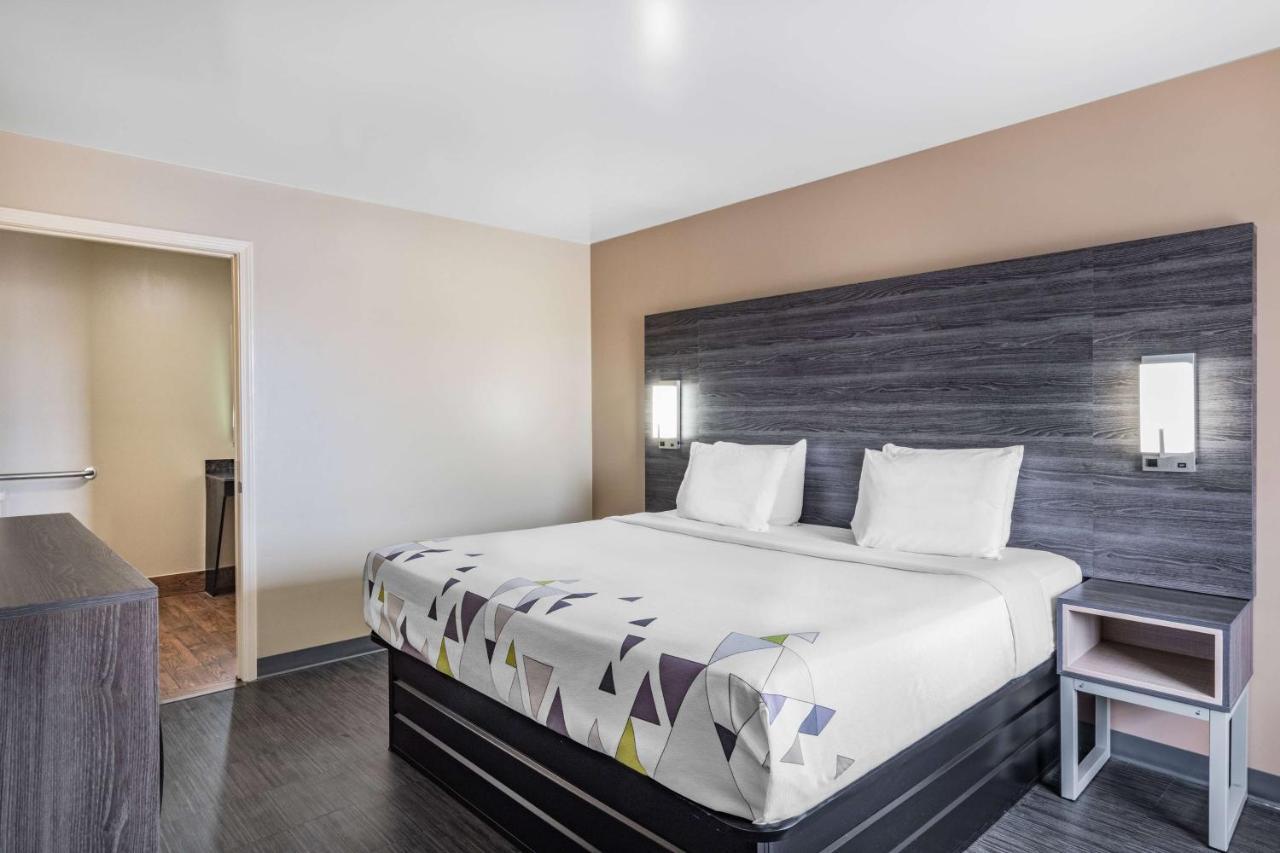Baymont By Wyndham Commerce Ga Near Tanger Outlets Mall Luaran gambar