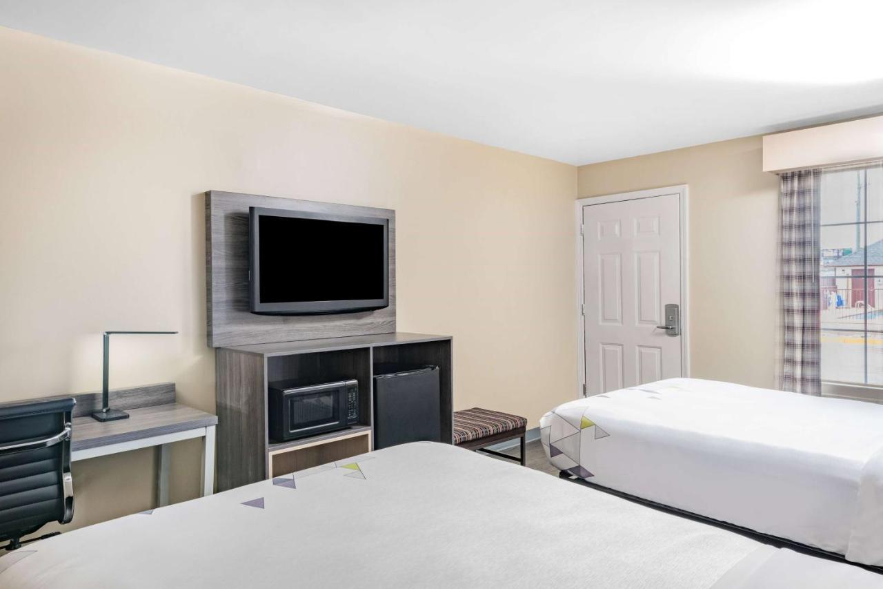 Baymont By Wyndham Commerce Ga Near Tanger Outlets Mall Luaran gambar