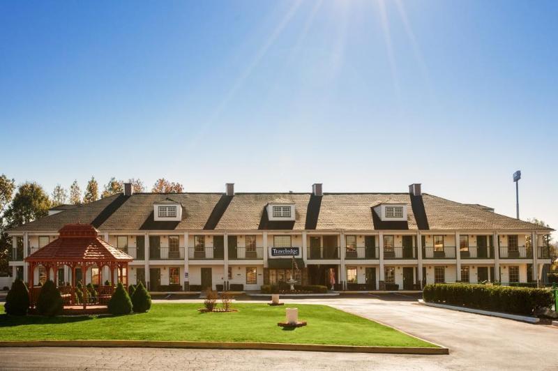 Baymont By Wyndham Commerce Ga Near Tanger Outlets Mall Luaran gambar