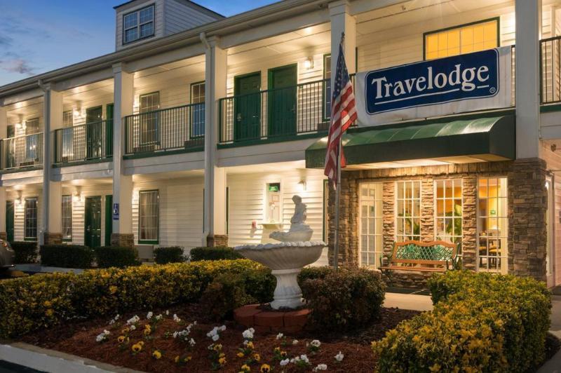 Baymont By Wyndham Commerce Ga Near Tanger Outlets Mall Luaran gambar