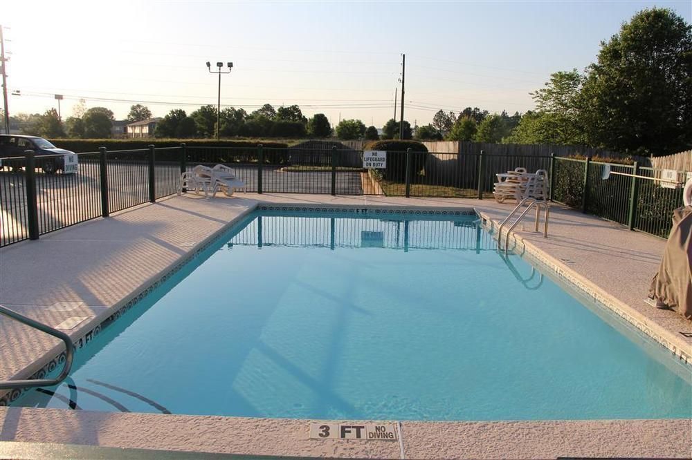 Baymont By Wyndham Commerce Ga Near Tanger Outlets Mall Luaran gambar